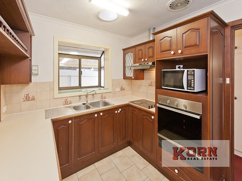 8 Torrens Place, Salisbury Downs SA 5108