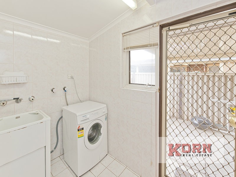 8 Torrens Place, Salisbury Downs SA 5108