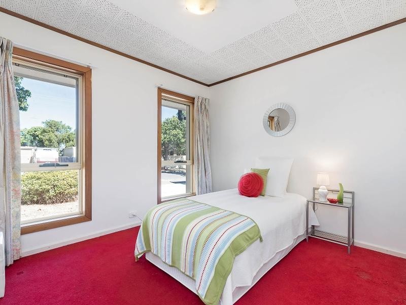 2 Birch Grove, Dernancourt SA 5075