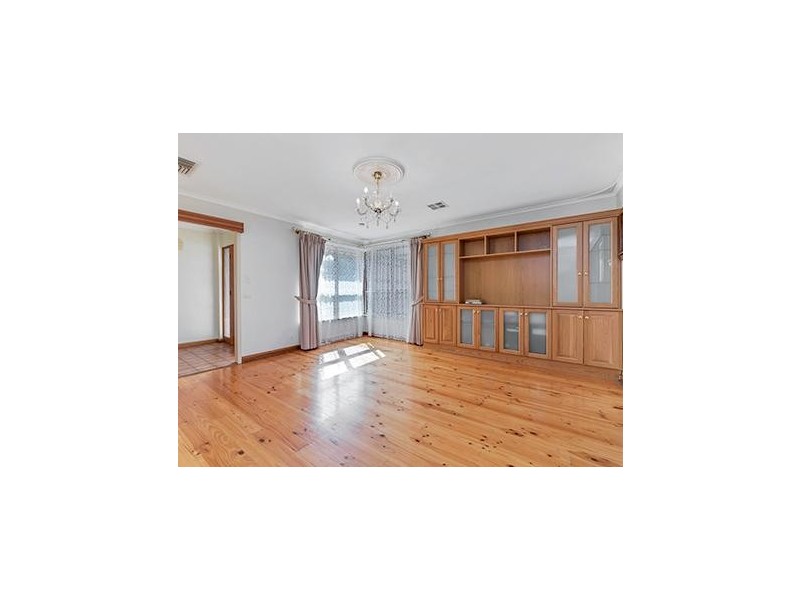 9A Pemberton St, Oaklands Park SA 5046