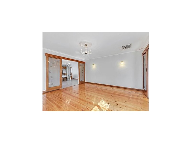 9A Pemberton St, Oaklands Park SA 5046