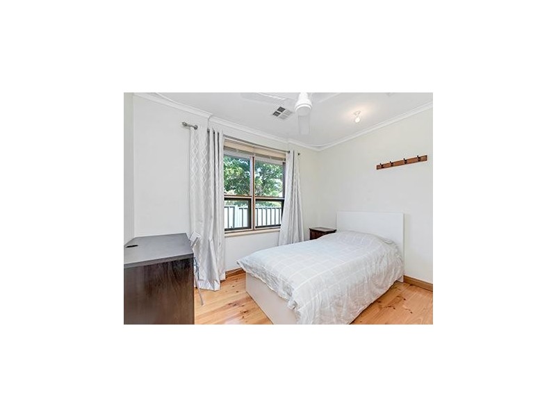 9A Pemberton St, Oaklands Park SA 5046
