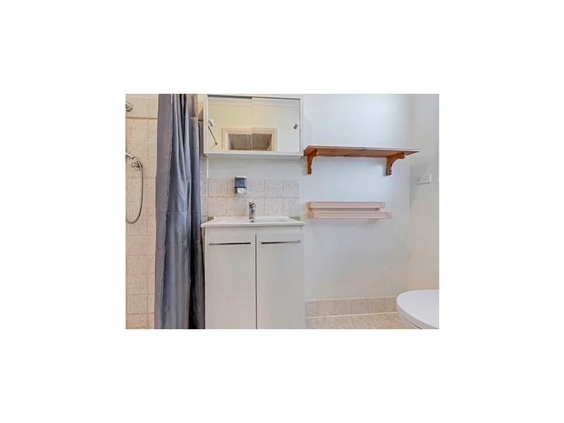 9A Pemberton St, Oaklands Park SA 5046