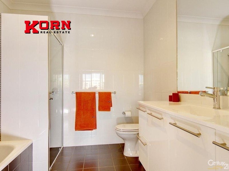 1/18 Adelphi Terrace, Glenelg North SA 5045