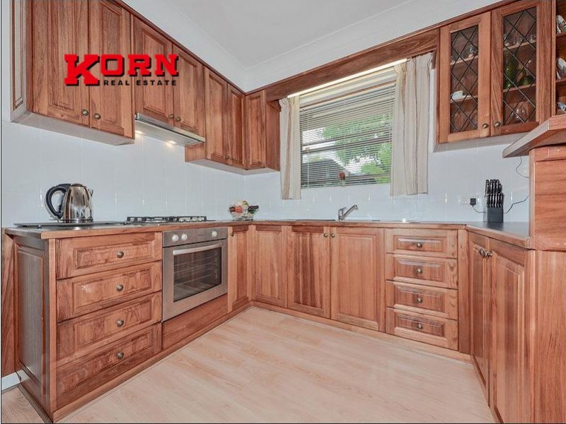 86 Flinders Drive, Valley View SA 5093