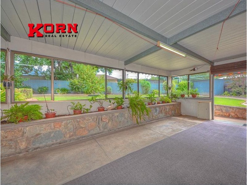 86 Flinders Drive, Valley View SA 5093