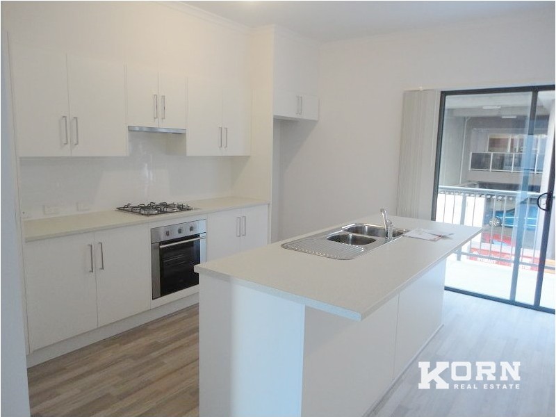 15/10 Darby Lane, Mawson Lakes SA 5095