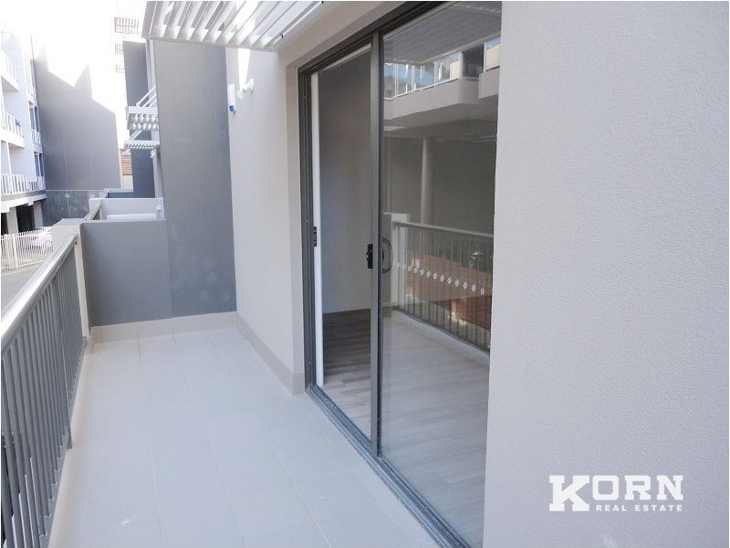 15/10 Darby Lane, Mawson Lakes SA 5095