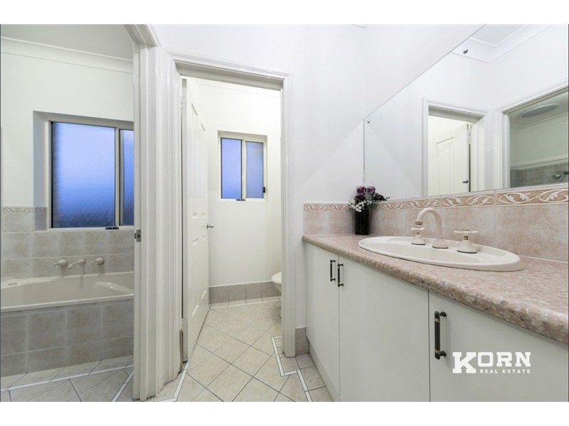 2 Hamilton Place, Mawson Lakes SA 5095