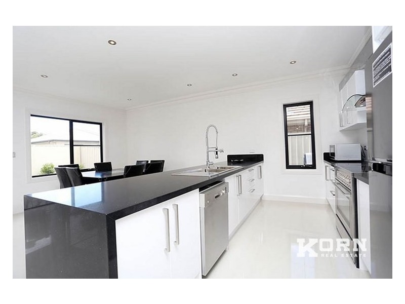 16 Harbour View Terrace, Victor Harbor SA 5211