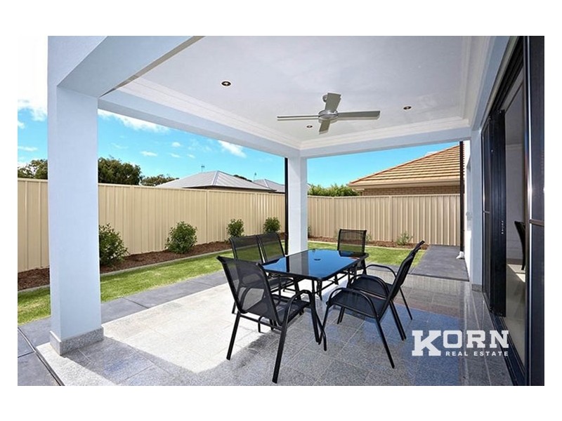 16 Harbour View Terrace, Victor Harbor SA 5211