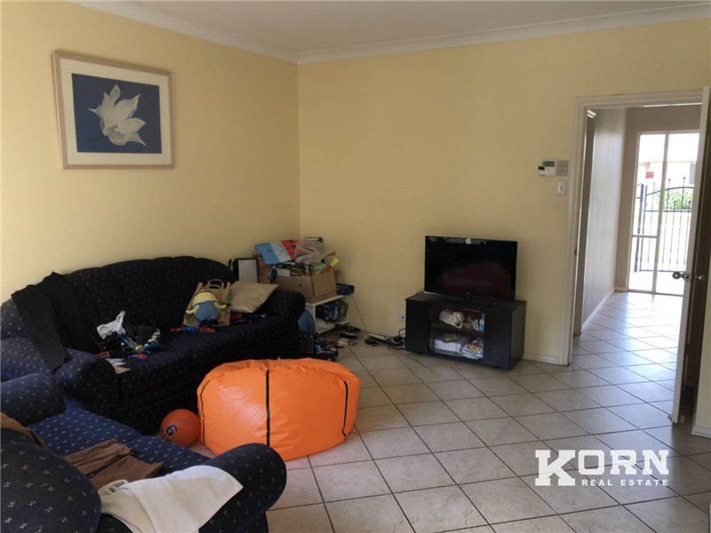 6 Trinity Circuit, Mawson Lakes SA 5095