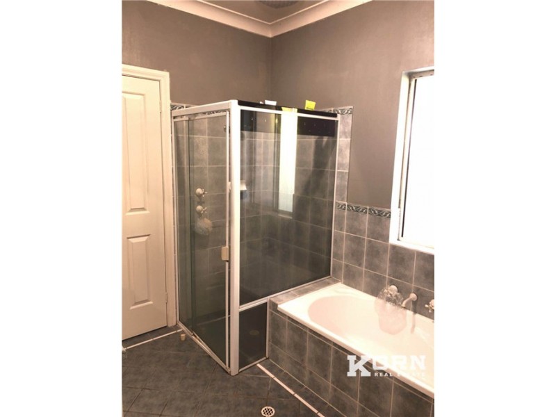 6 Trinity Circuit, Mawson Lakes SA 5095