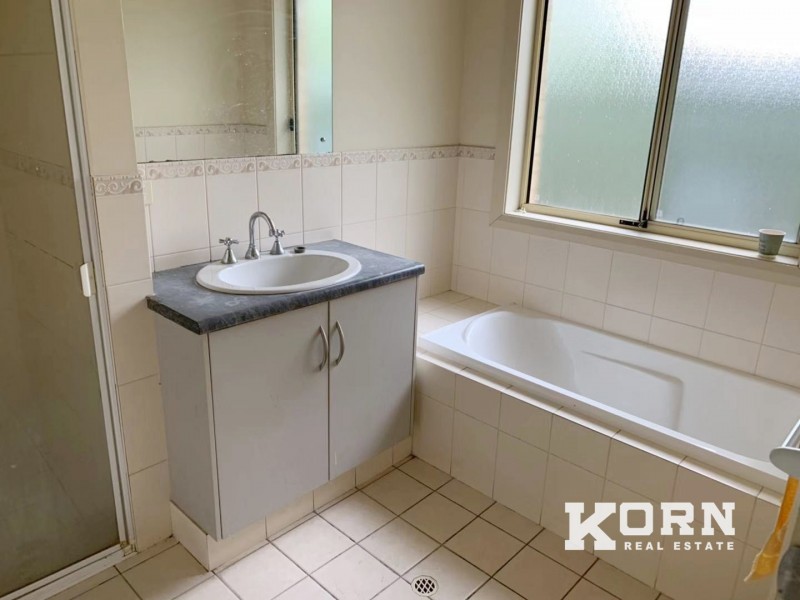 180 Sanctuary Drive, Mawson Lakes SA 5095