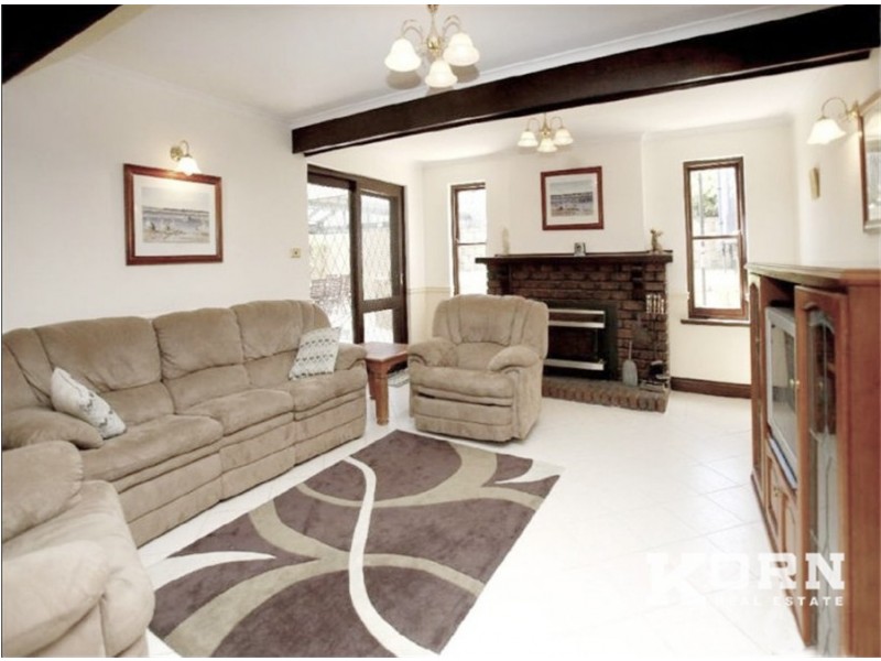 8 Heron Way, Hallett Cove SA 5158