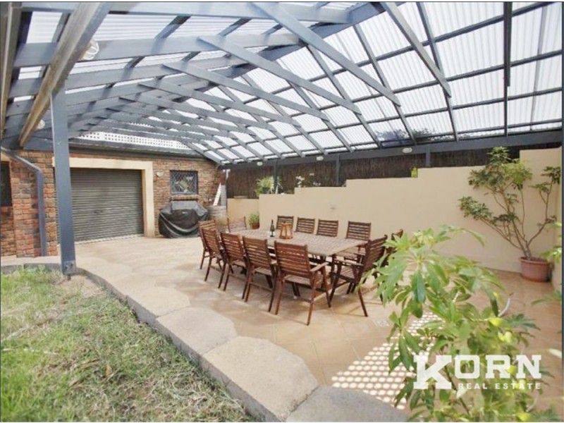 8 Heron Way, Hallett Cove SA 5158