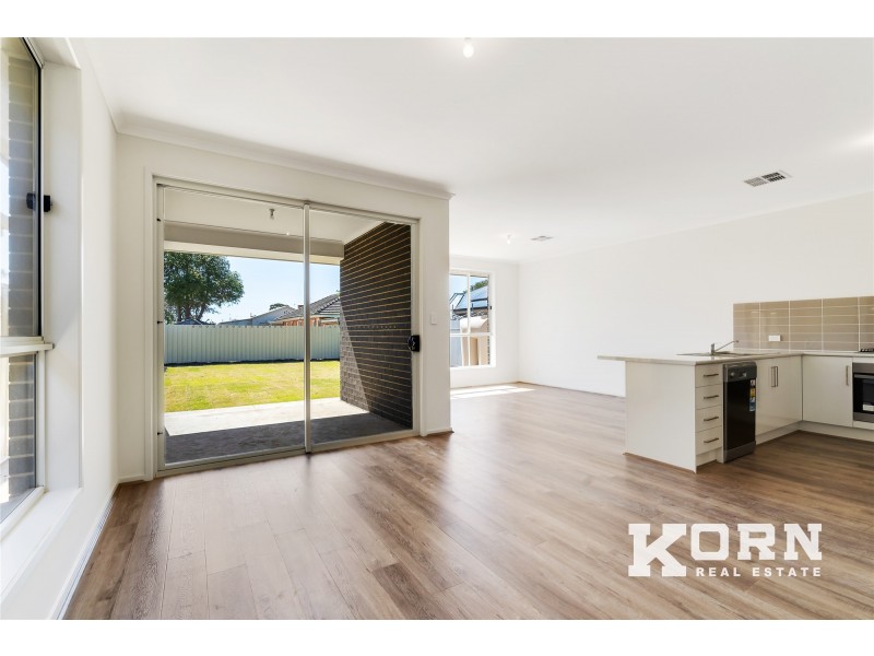 38 Danvers Grove, Woodville Gardens SA 5012