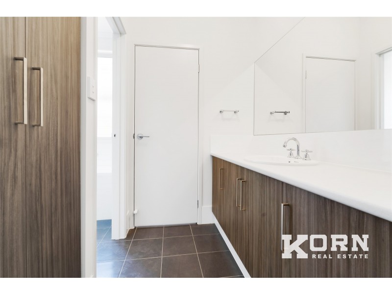 38 Danvers Grove, Woodville Gardens SA 5012