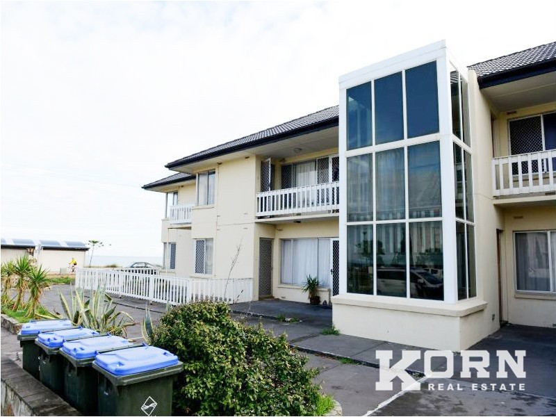 8/20 Seaview Road, West Beach SA 5024