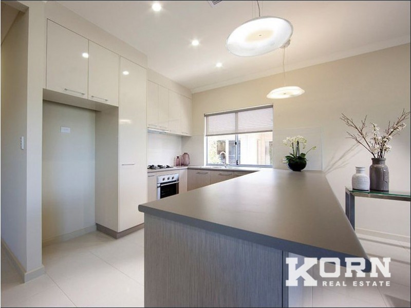 27 Redward Avenue, Greenacres SA 5086