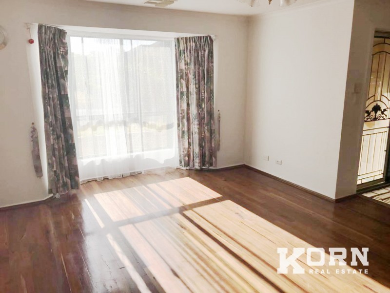 10 Thorngate Court, Oakden SA 5086