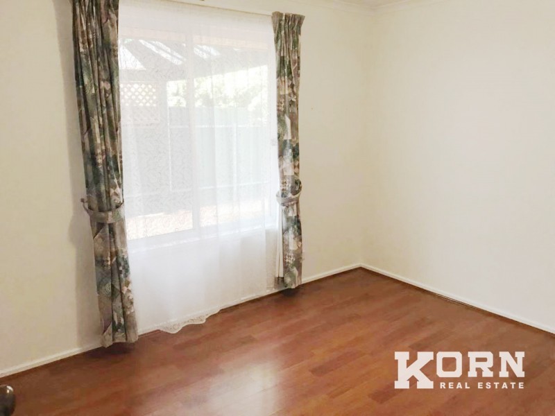 10 Thorngate Court, Oakden SA 5086