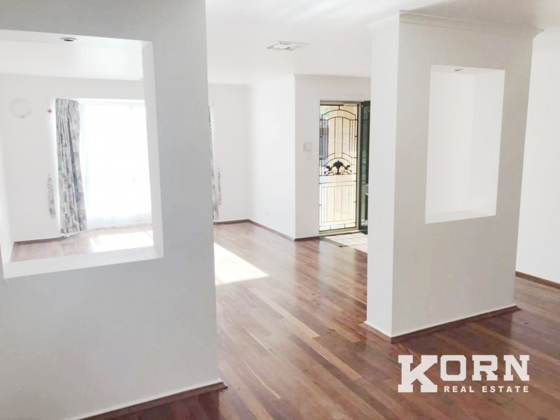 10 Thorngate Court, Oakden SA 5086