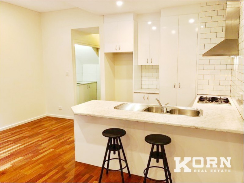 15 Sparman close, Adelaide SA 5000