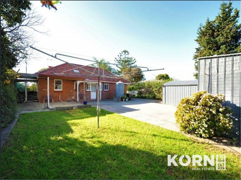 30 Tiparra Avenue, Park Holme SA 5043