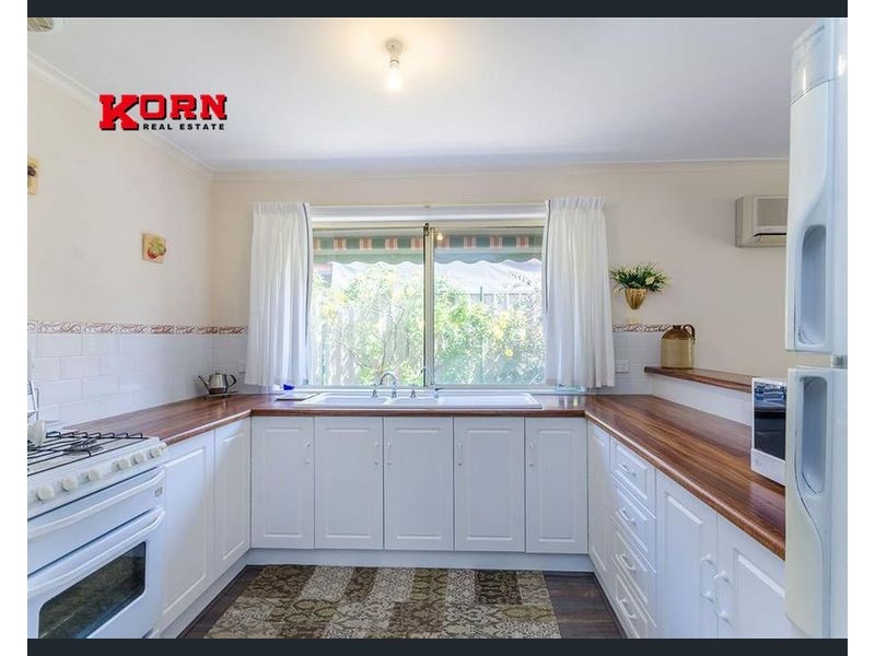 4 Field Street, Oakden SA 5086