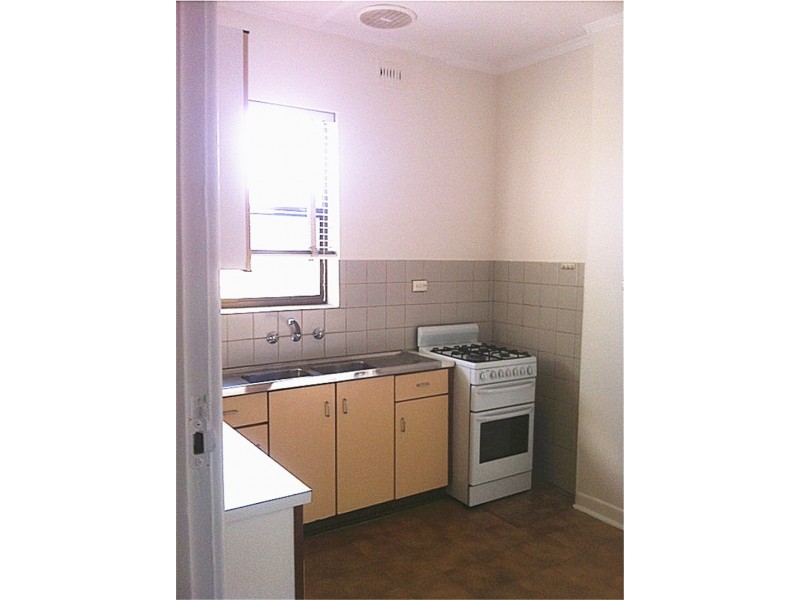 9 Bernard Street, Findon SA 5023