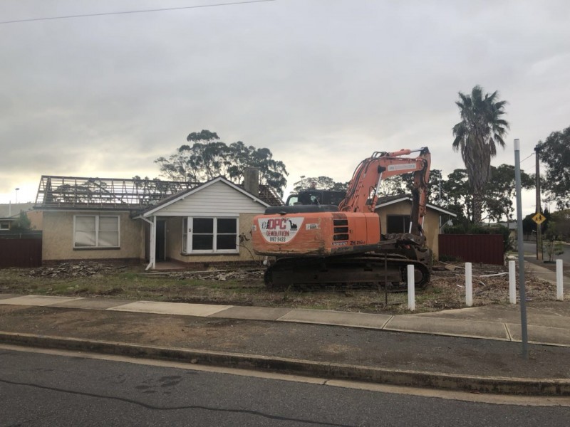 5 EDWARDS AVENUE, Park Holme SA 5043