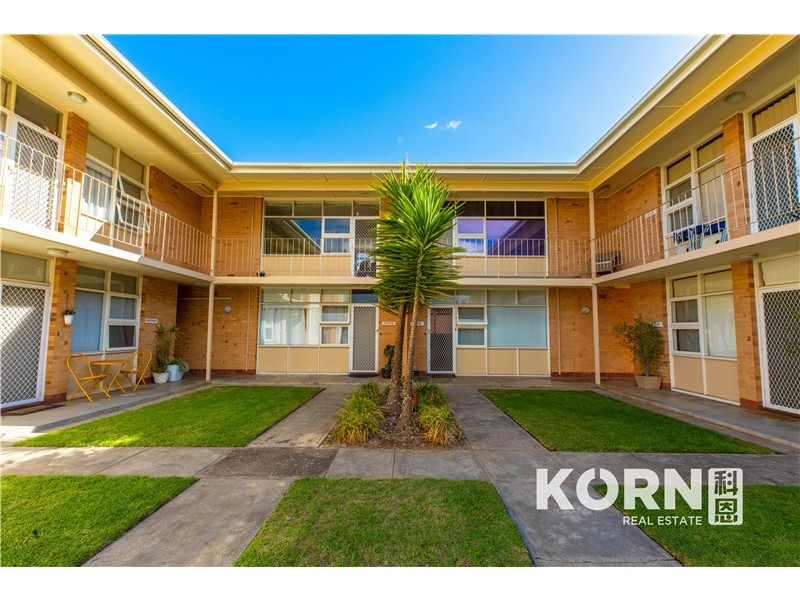 3/21 NILE STREET, Glenelg SA 5045