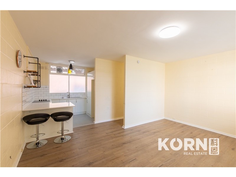 3/21 NILE STREET, Glenelg SA 5045