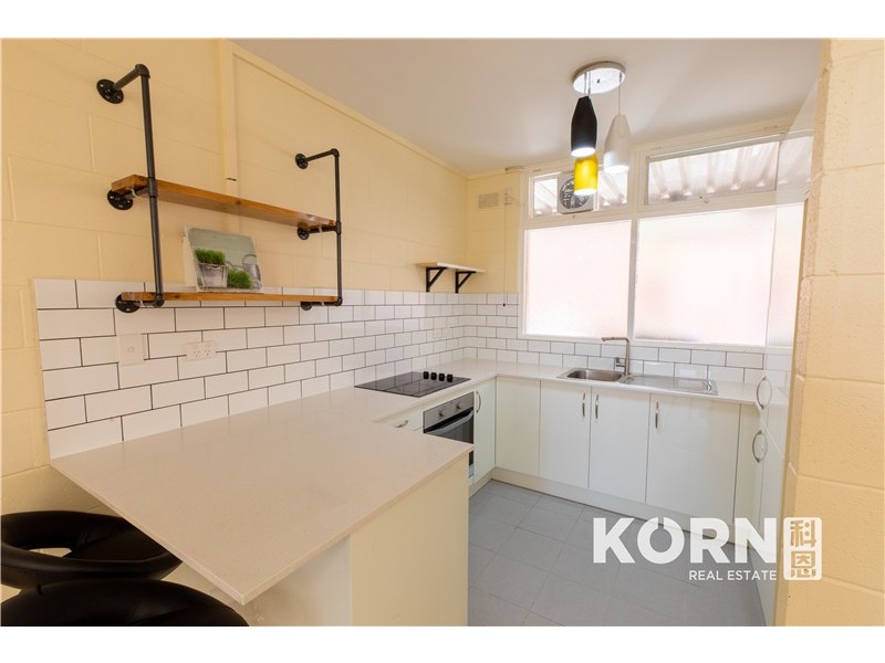 3/21 NILE STREET, Glenelg SA 5045
