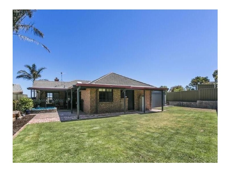 16 Lapwing Street, Hallett Cove SA 5158
