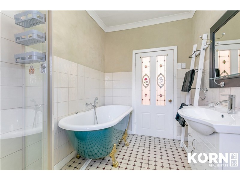 18 EDINBURGH ROAD, Modbury SA 5092