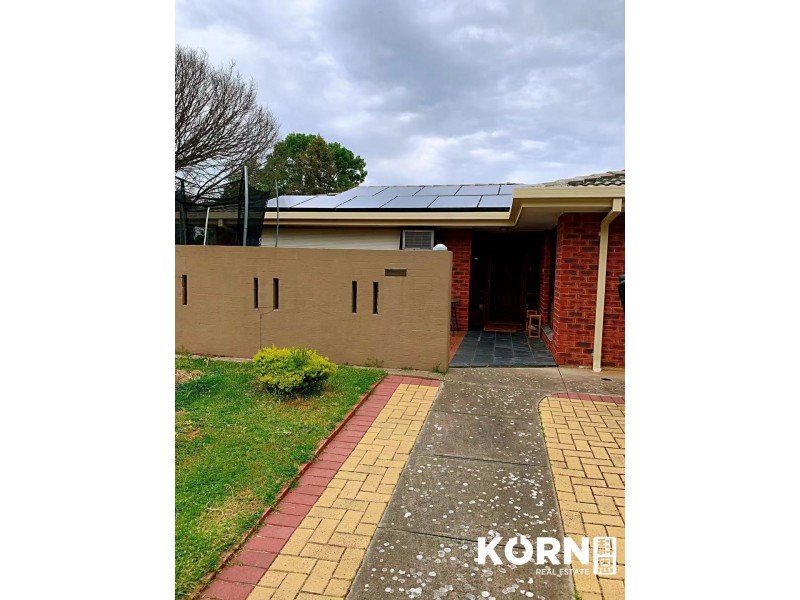 1 Sarepta Court, Flagstaff Hill SA 5159