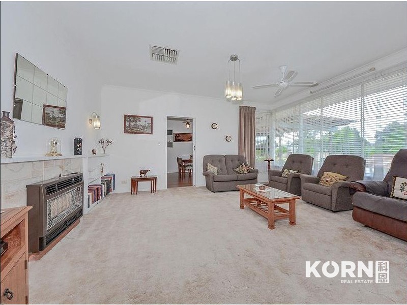 86 Flinders Drive, Valley View SA 5093