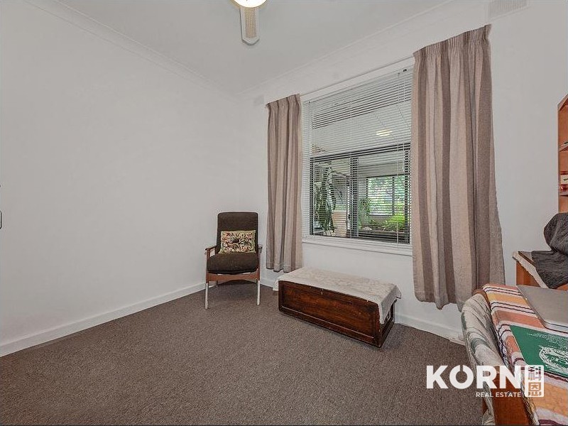 86 Flinders Drive, Valley View SA 5093