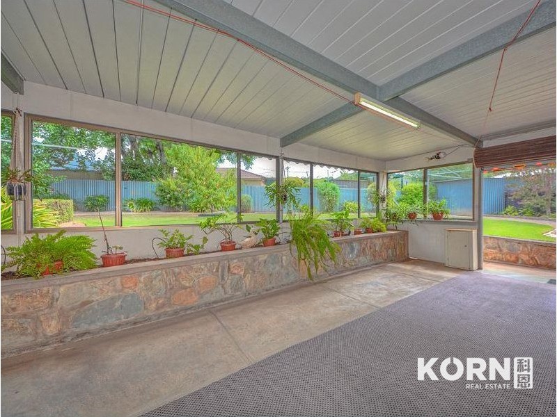 86 Flinders Drive, Valley View SA 5093