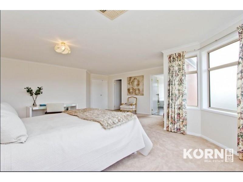 12 York Avenue, Fulham Gardens SA 5024