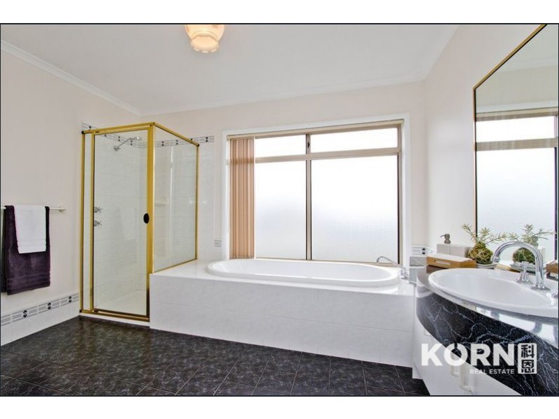 12 York Avenue, Fulham Gardens SA 5024