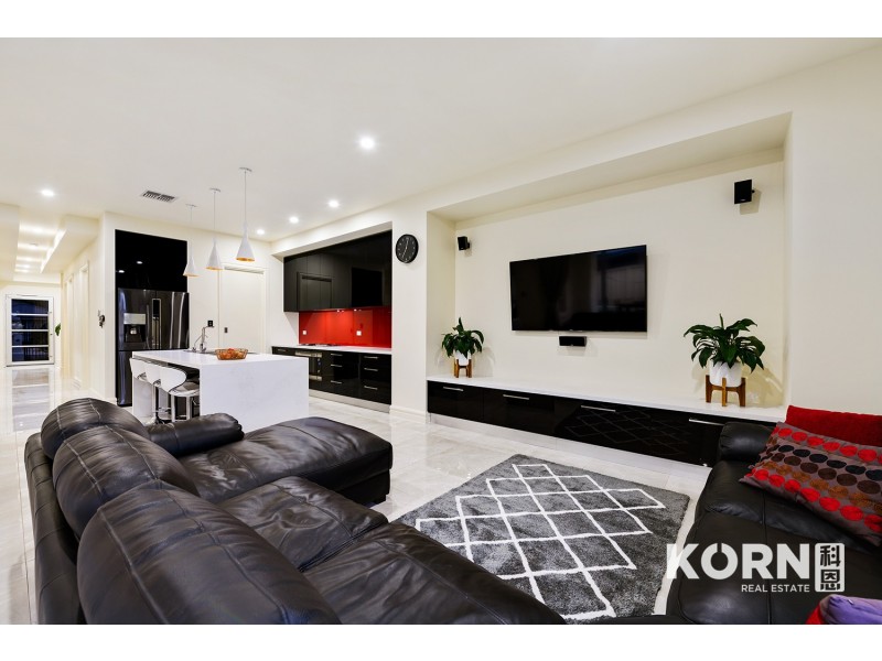 11 Scarfo Drive, Salisbury Downs SA 5108