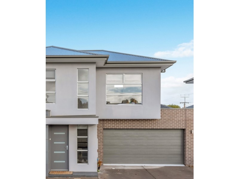 2C Parslow Road, Marion SA 5043