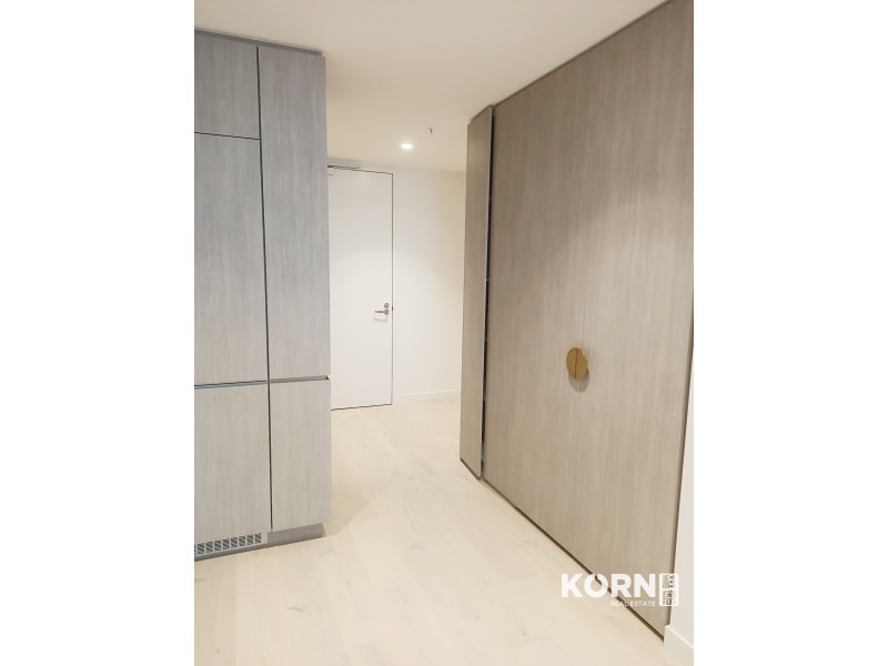 2502/17 Austin Street, Adelaide SA 5000