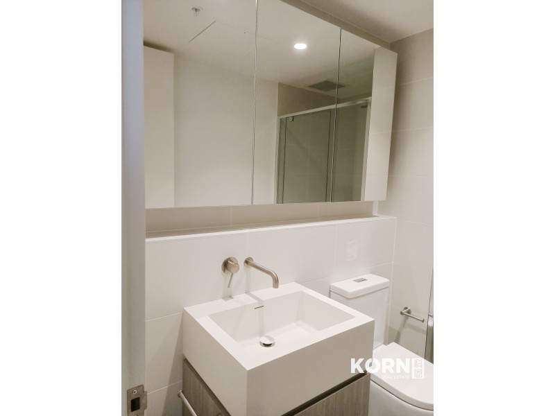 2502/17 Austin Street, Adelaide SA 5000