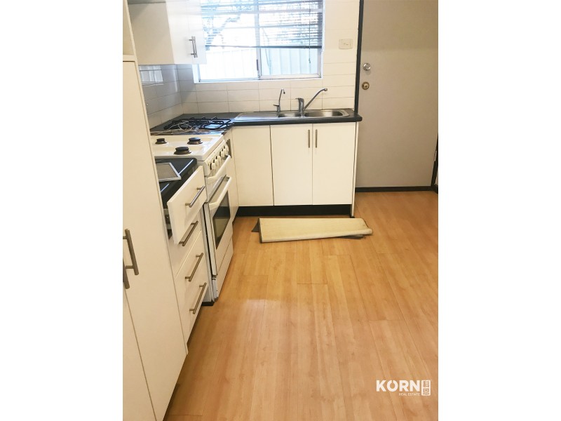 2/18 Burbank Ave, Bedford Park SA 5042