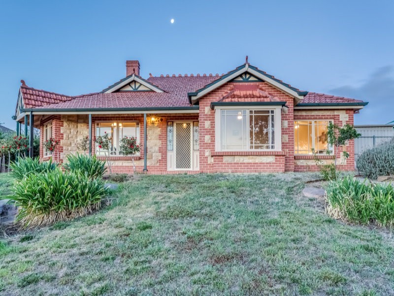 3 Ironbark Avenue, Flagstaff Hill SA 5159