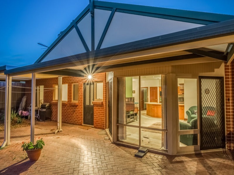 3 Ironbark Avenue, Flagstaff Hill SA 5159